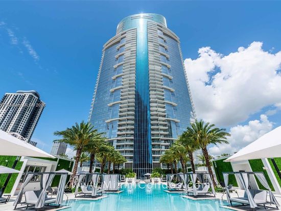 851 NE 1st Ave #3005, Miami FL