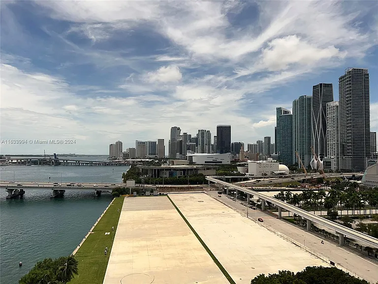 555 NE 15th St APT 16J, Miami FL
